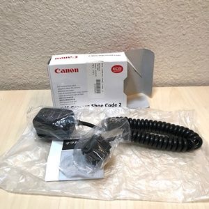 Canon Off-Camera Shoe Code 2 Camera Accessory Photography Flash NIB NWT